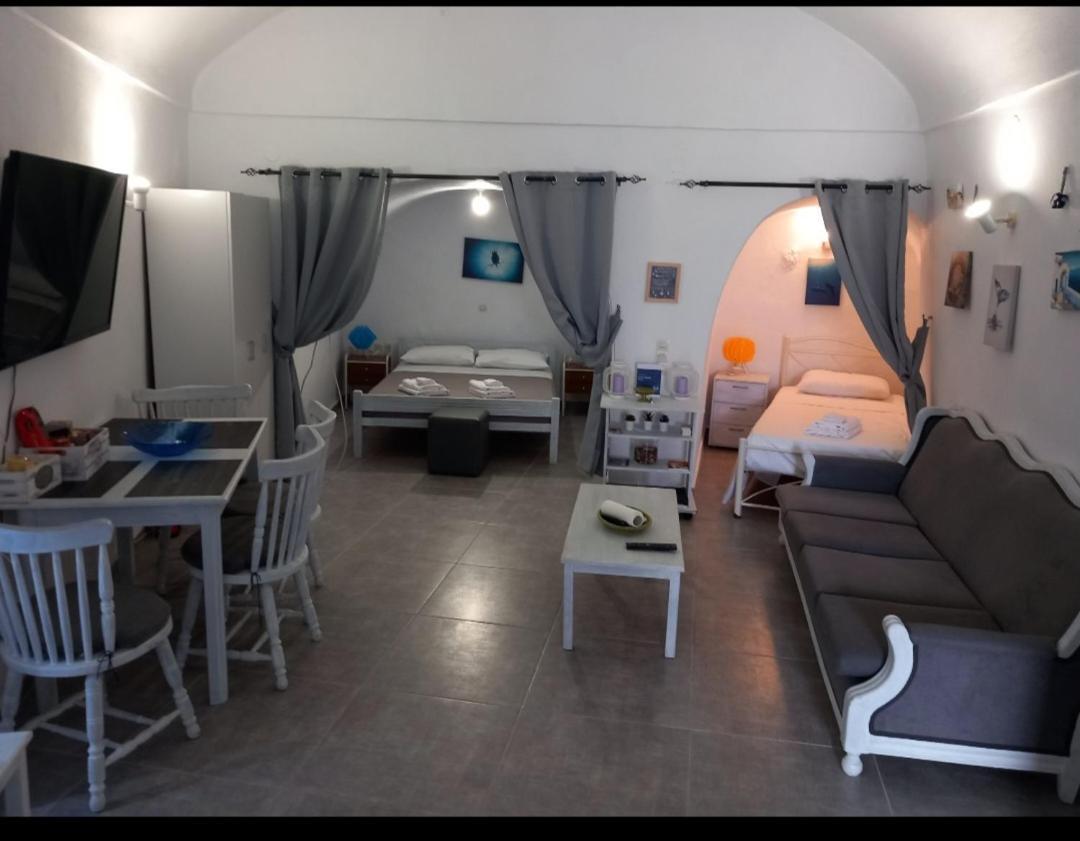 VI Sta Finikias Villa イア エクステリア 写真